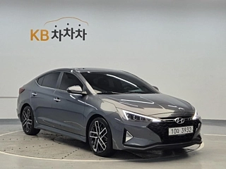 HYUNDAI AVANTE AD 2019