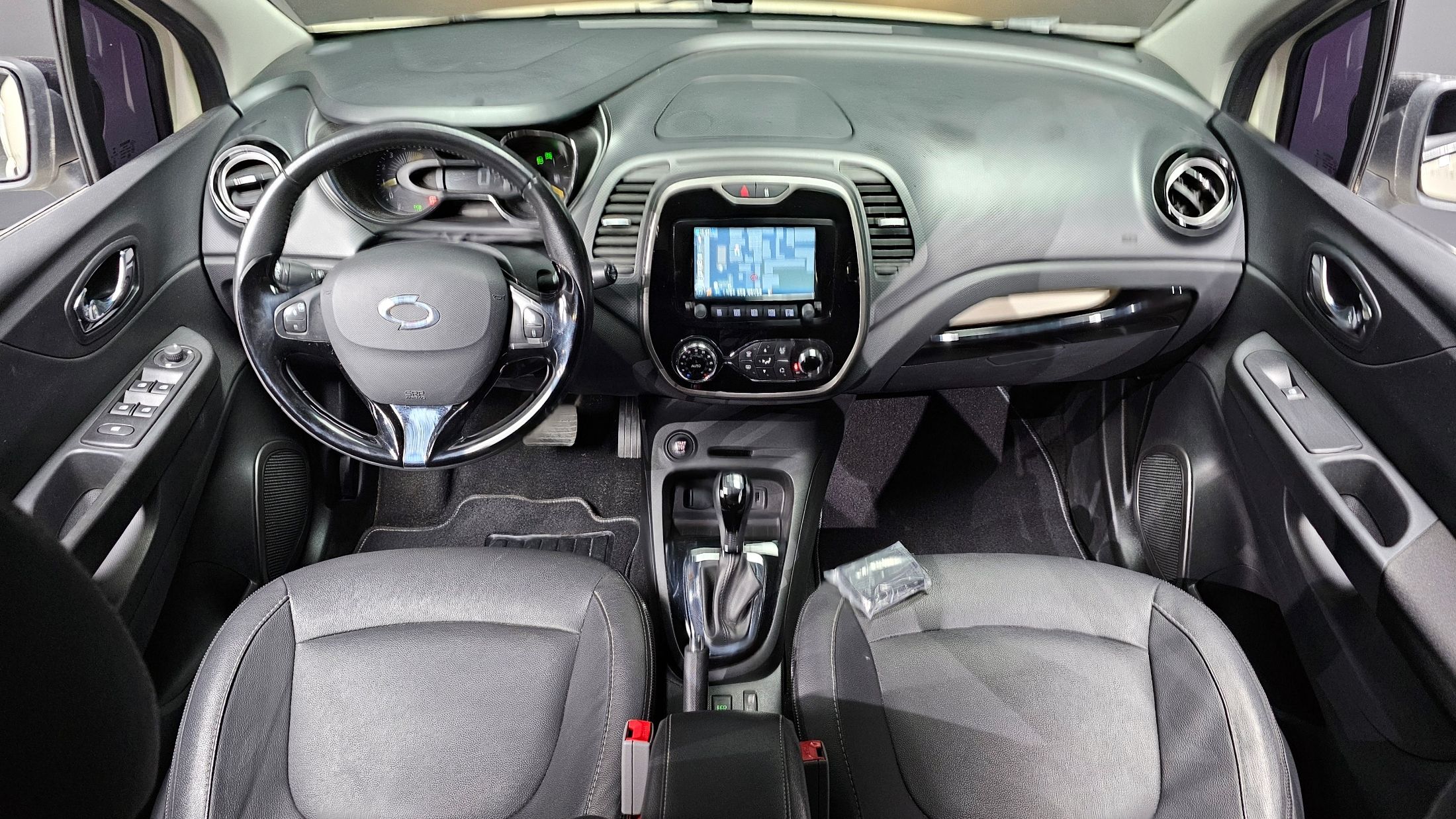 SAMSUNG QM3 2016