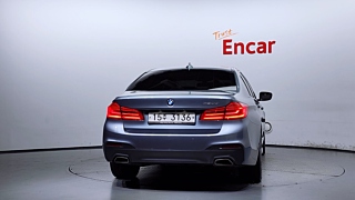 BMW 5-SERIES G30 2018