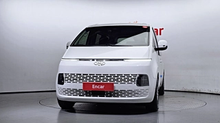 HYUNDAI STARIA 2023