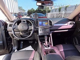 SAMSUNG QM6 2017