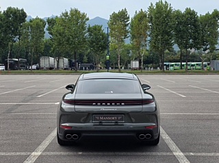 PORSCHE PANAMERA 972 2024