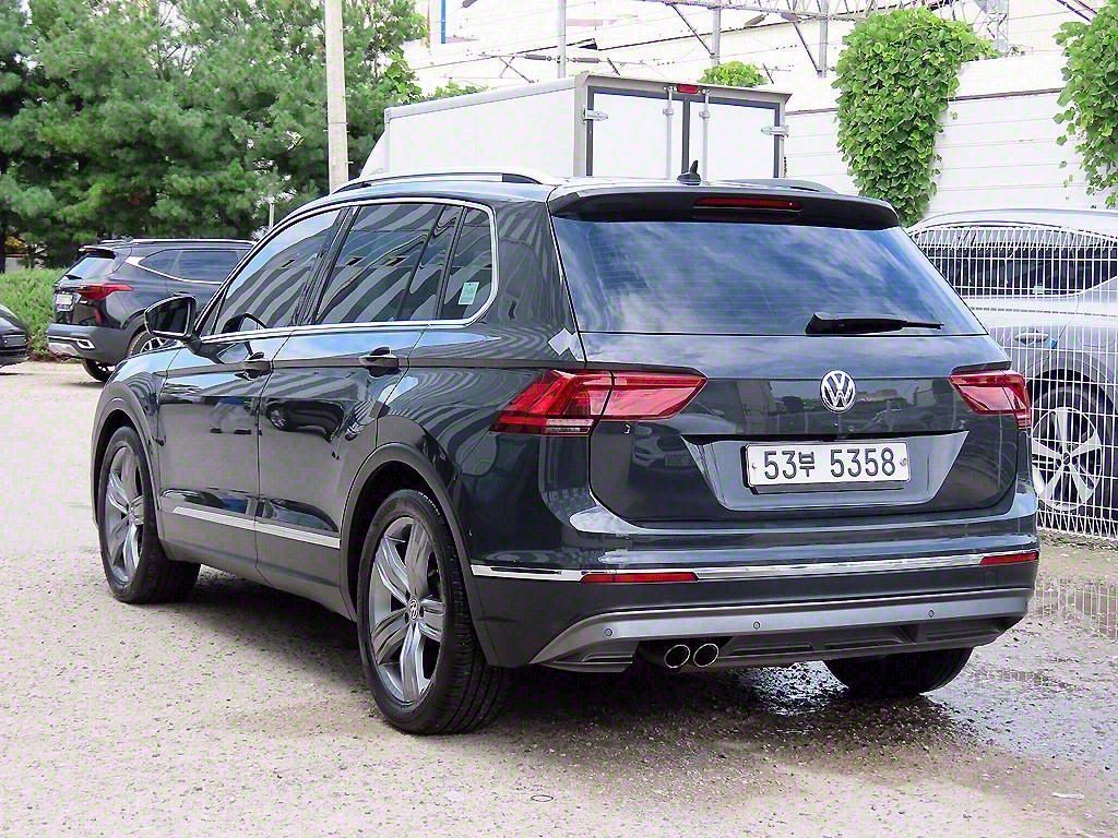VOLKSWAGEN TIGUAN 2018
