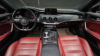 KIA STINGER 2019