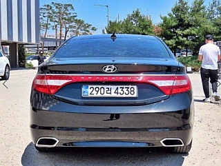 HYUNDAI GRANDEUR HG 2016