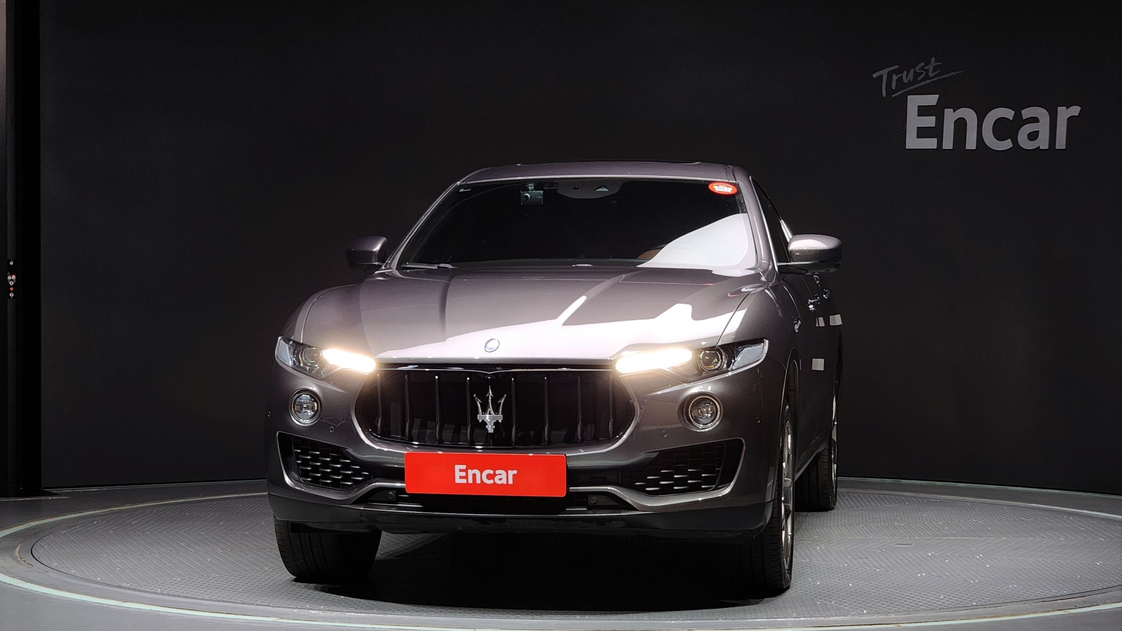 MASERATI LEVANTE 2017