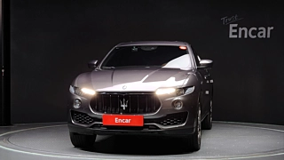 MASERATI LEVANTE 2017
