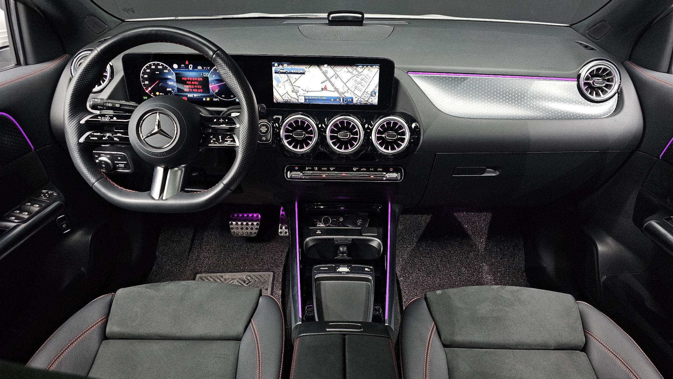 MERCEDES BENZ GLA-CLASS H247 2024