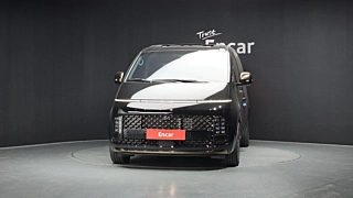 HYUNDAI STARIA  4WD Lounge 9 Seater 2025