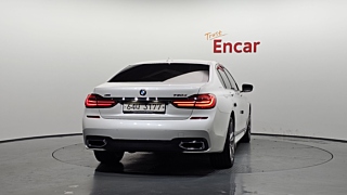 BMW 7-SERIES G11 2017