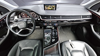 AUDI Q7 4M 2016