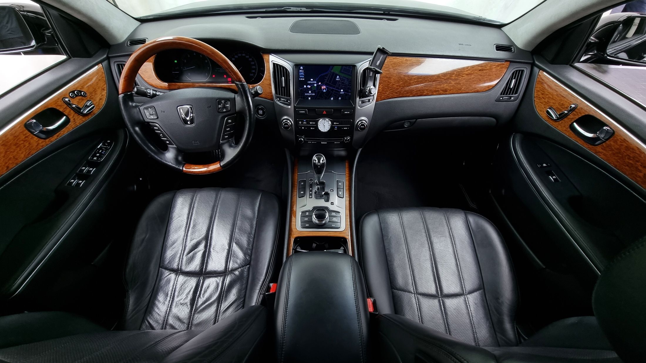 HYUNDAI EQUUS NEW 2009