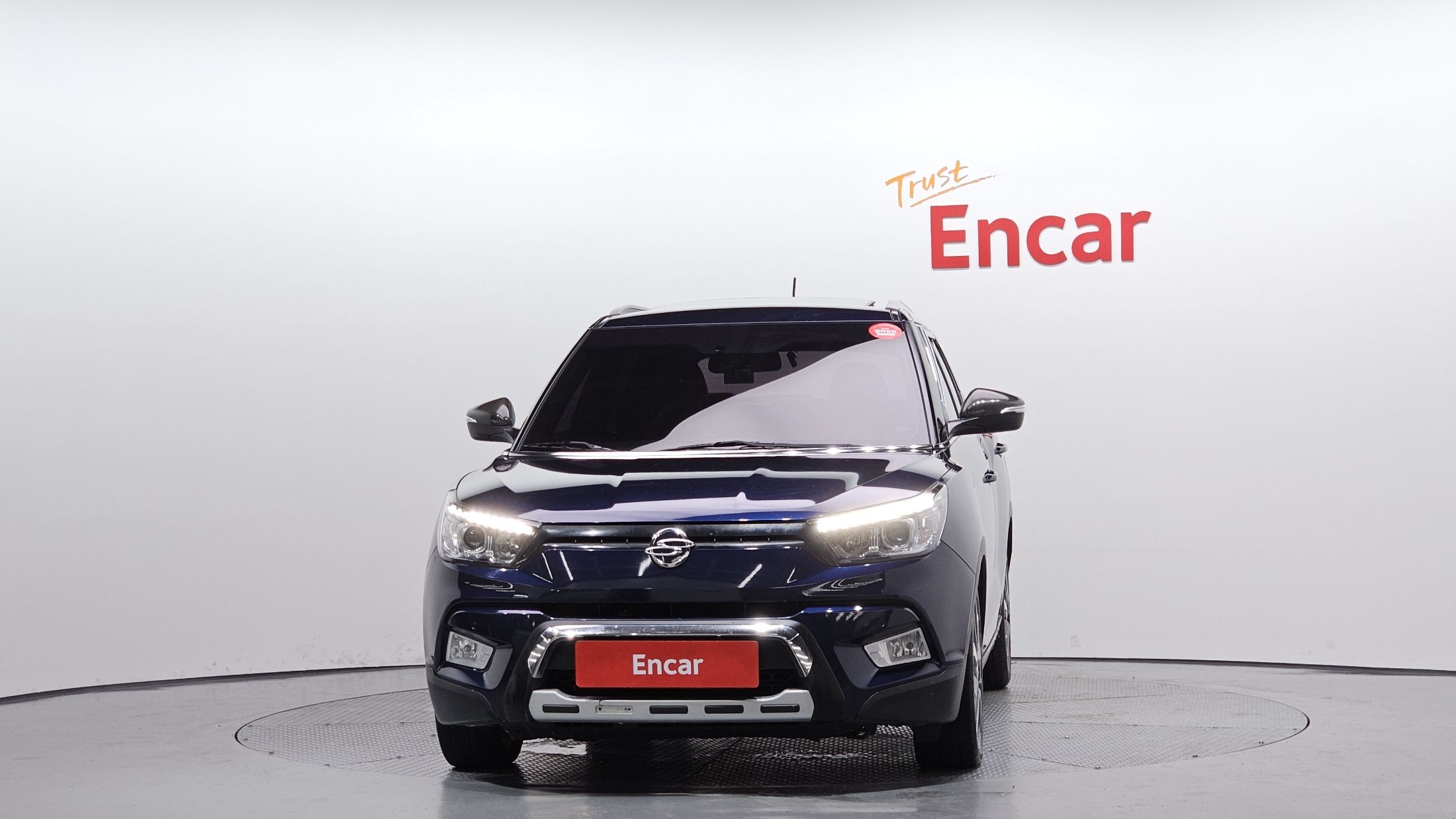 SSANGYONG TIVOLI 2015
