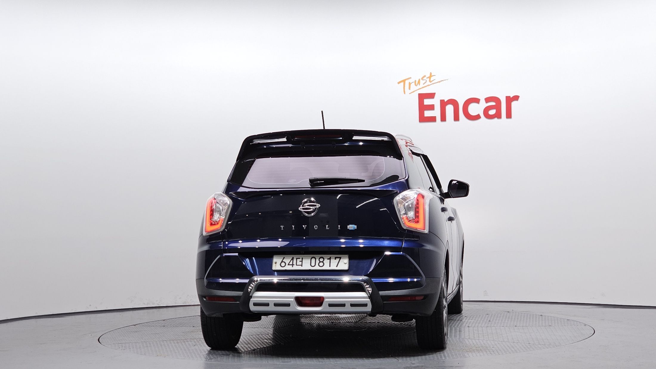 SSANGYONG TIVOLI 2015