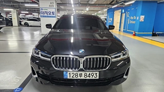 BMW 5-SERIES G30  530e Luxury 2021