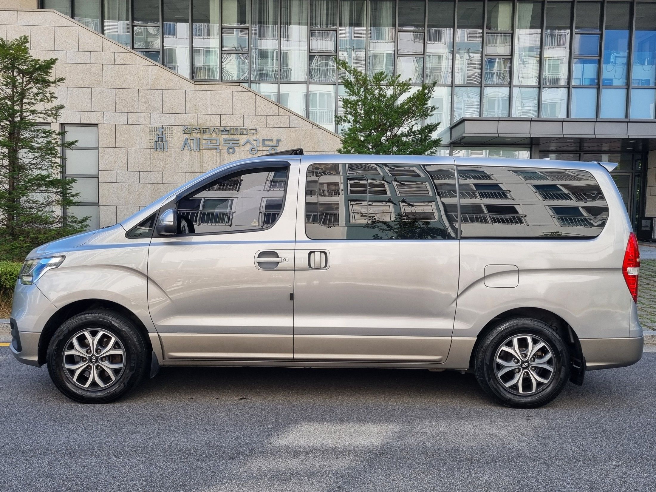 HYUNDAI STAREX GRAND 2018
