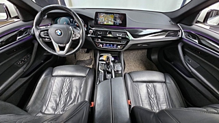 BMW 5-SERIES G30 2017