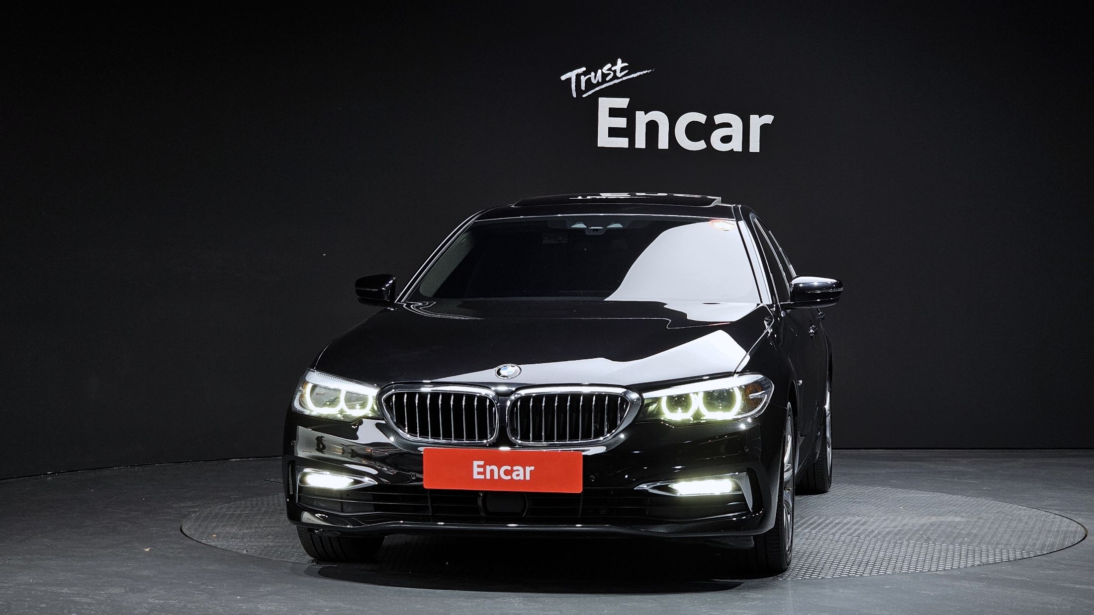 BMW 5-SERIES G30 2018