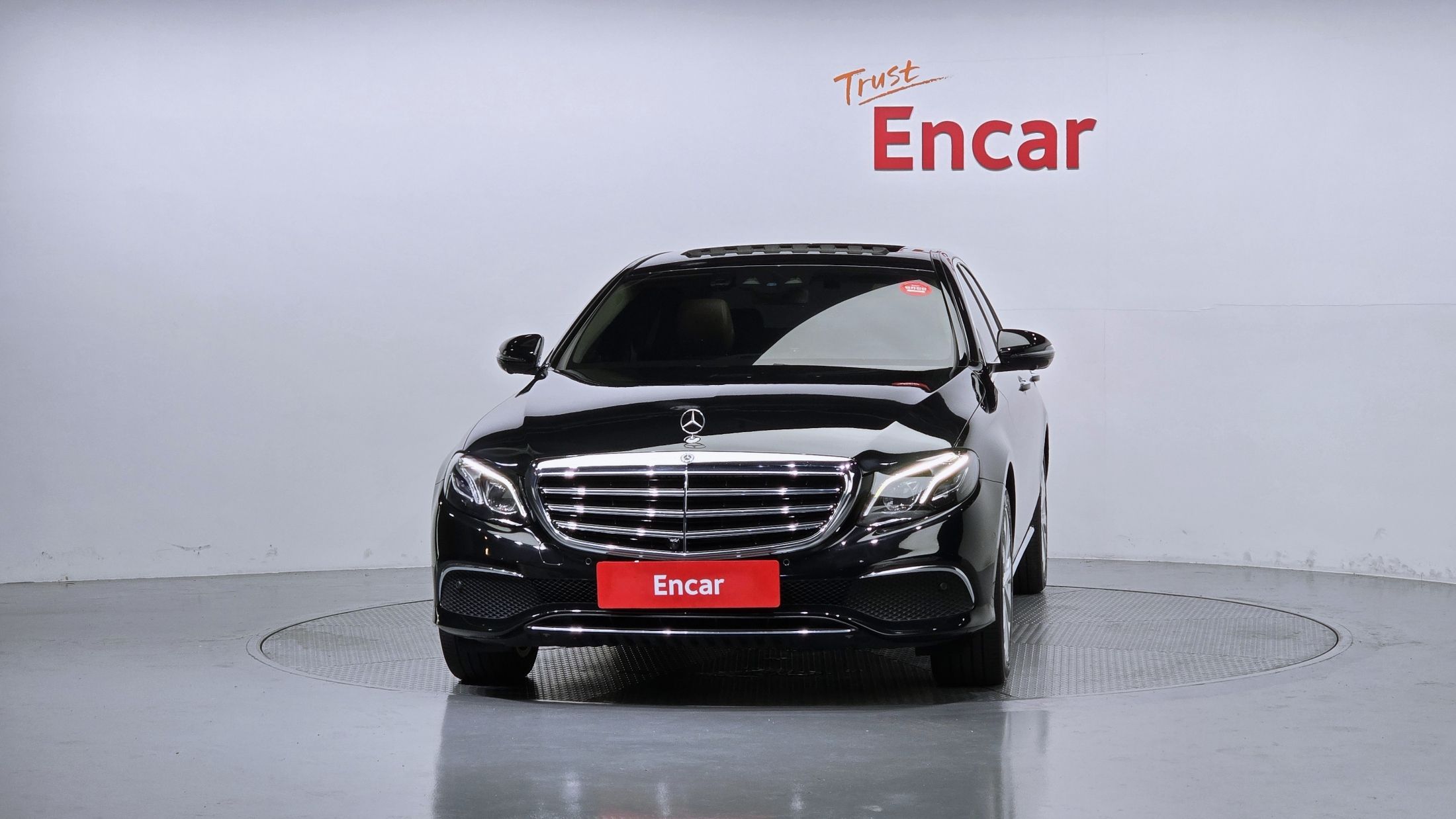 MERCEDES BENZ E-CLASS W213 2018