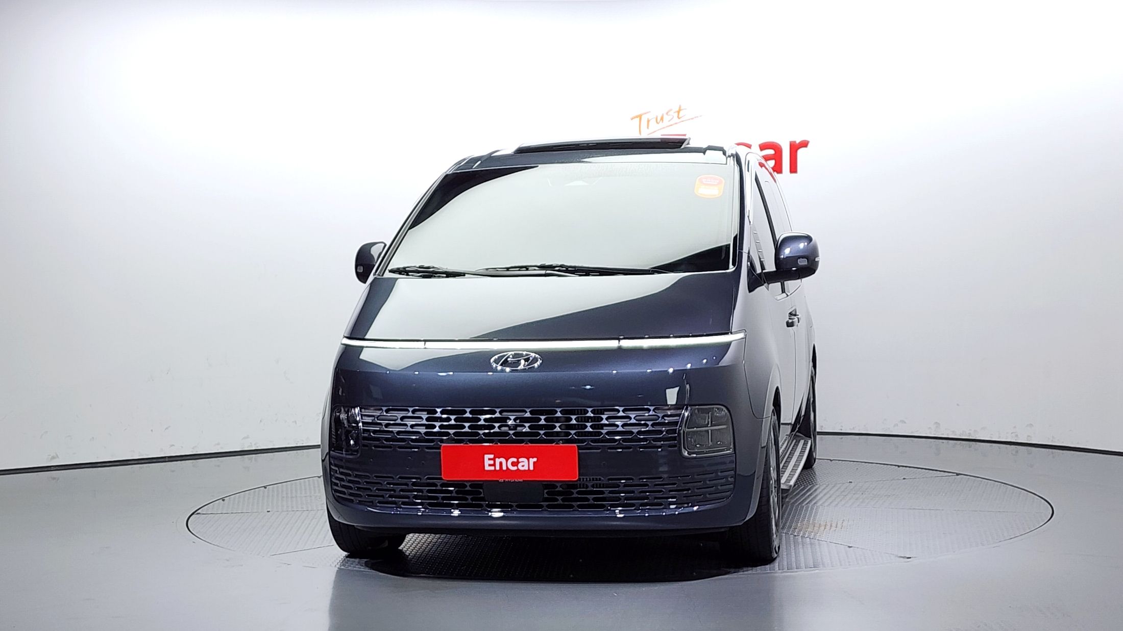 HYUNDAI STARIA 2023