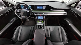 HYUNDAI GRANDEUR GN7 2023