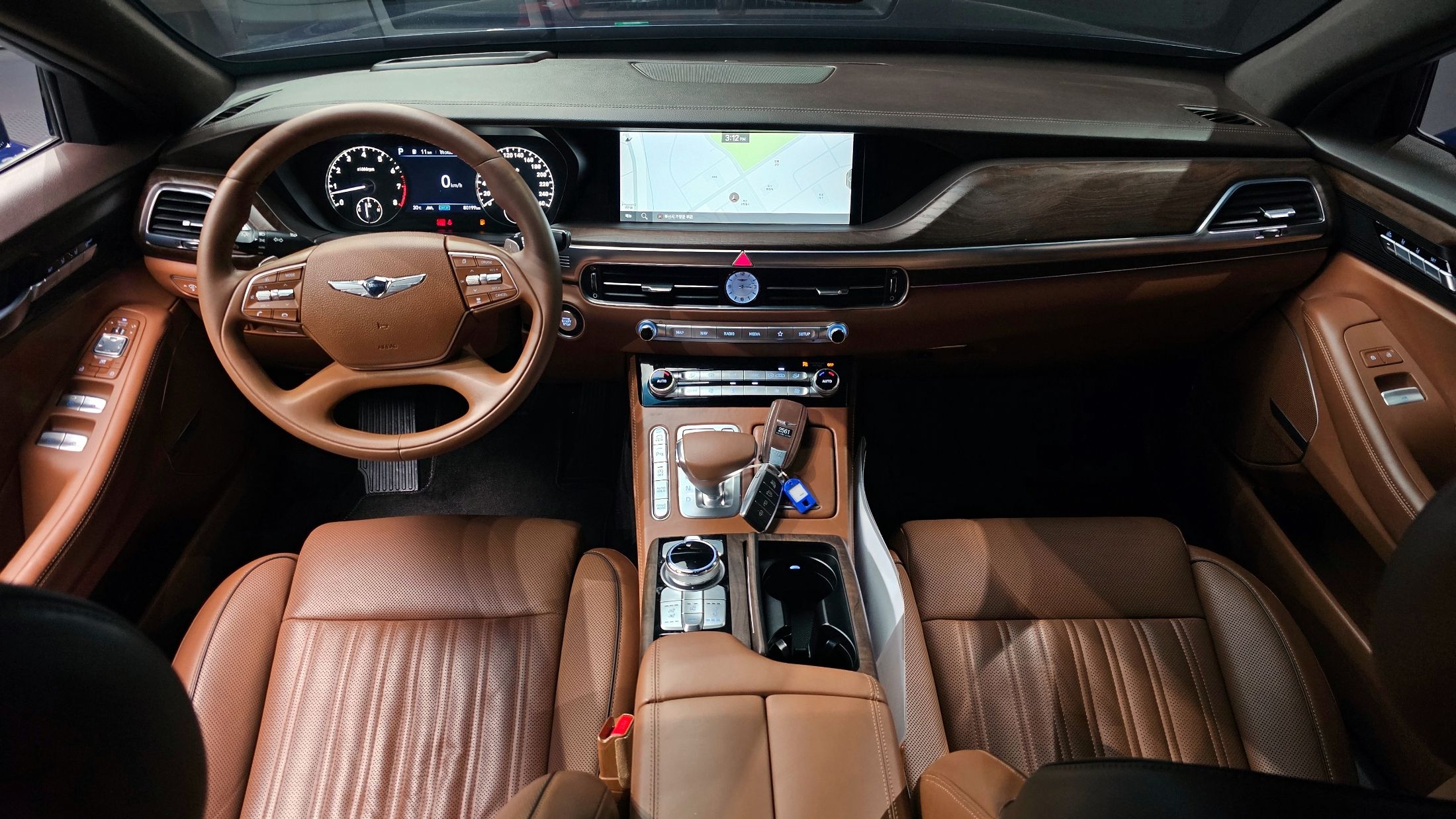 GENESIS G90 2020
