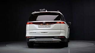 KIA CARNIVAL 2021
