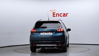 PEUGEOT 2008 2019