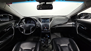 HYUNDAI GRANDEUR HG 2016