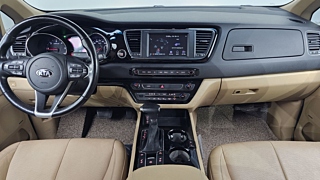 KIA CARNIVAL 2018