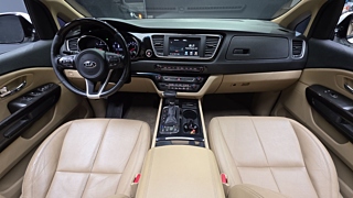 KIA CARNIVAL 2017