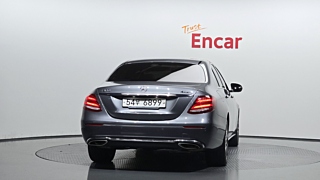 MERCEDES BENZ E-CLASS W213 2018