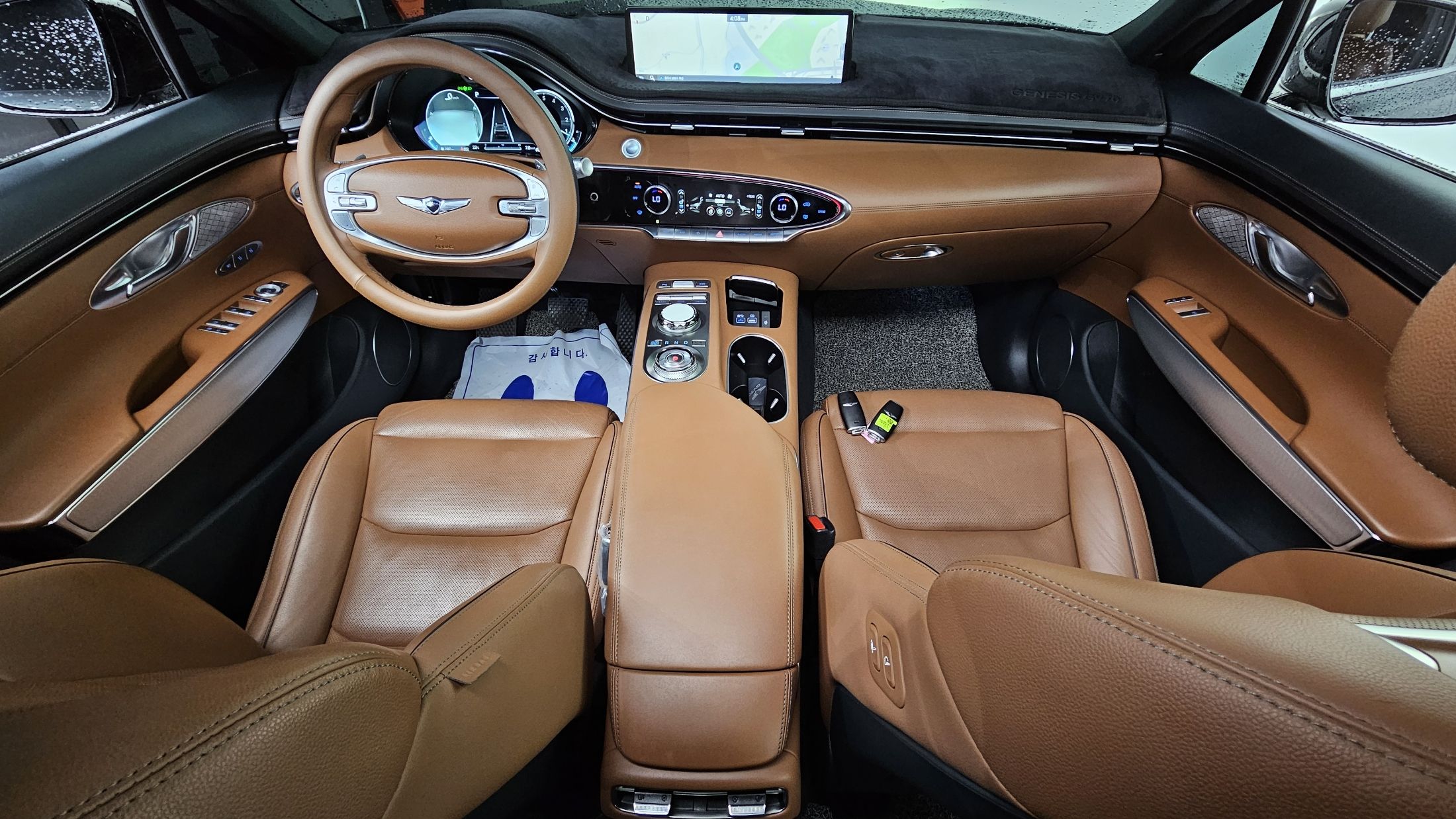 GENESIS GV70 2022