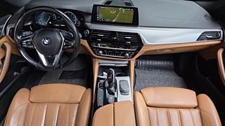BMW 5-SERIES G30 2017