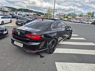 VOLKSWAGEN PASSAT GT B8 2018
