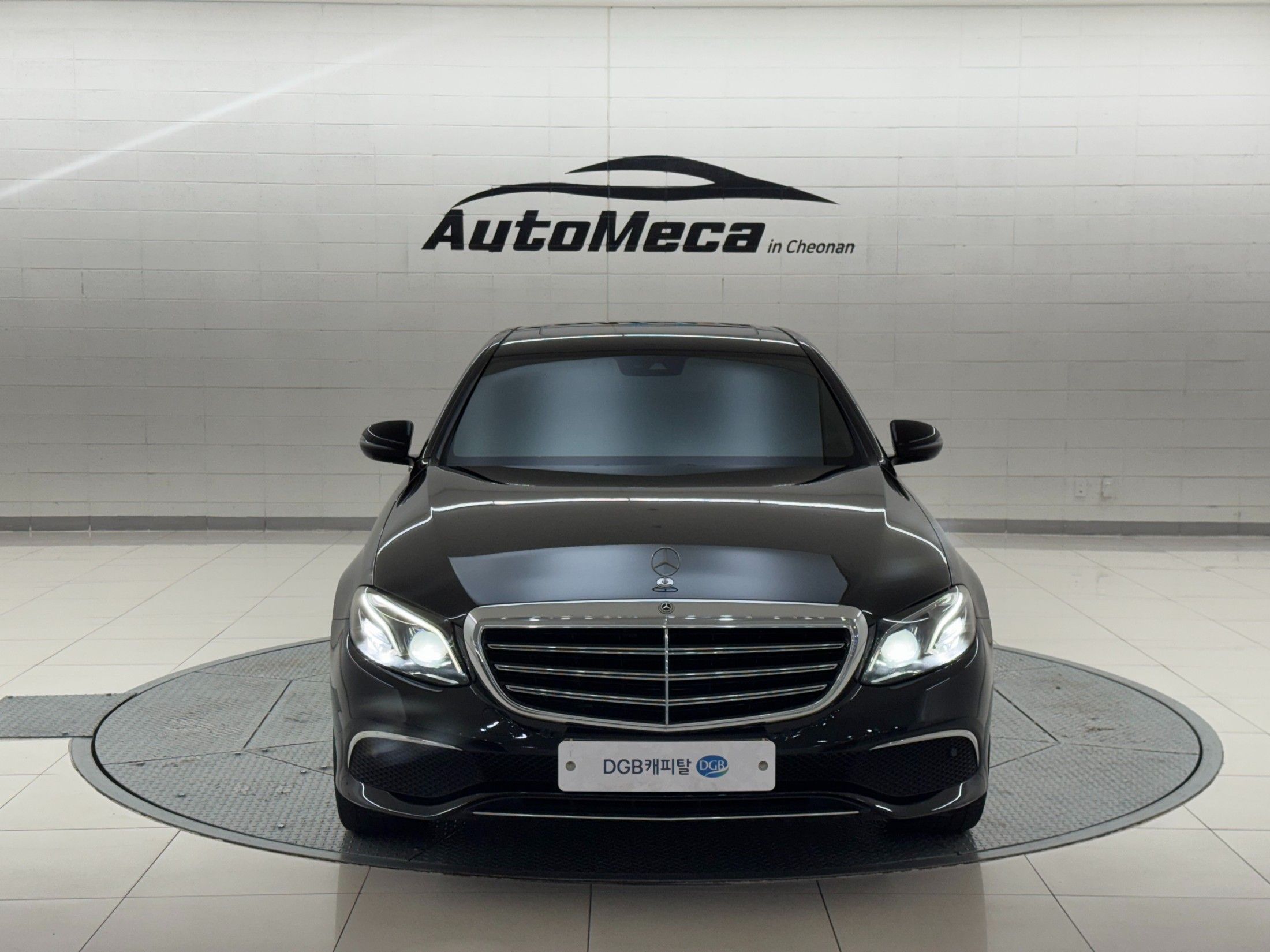 MERCEDES BENZ E-CLASS W213 2020