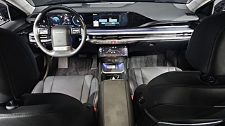 HYUNDAI GRANDEUR GN7  2.5 Gasoline 2WD 2025