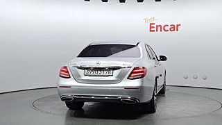 MERCEDES BENZ E-CLASS W213 2019