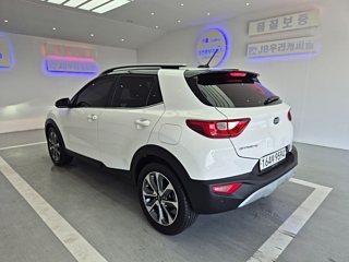 KIA STONIC 2018