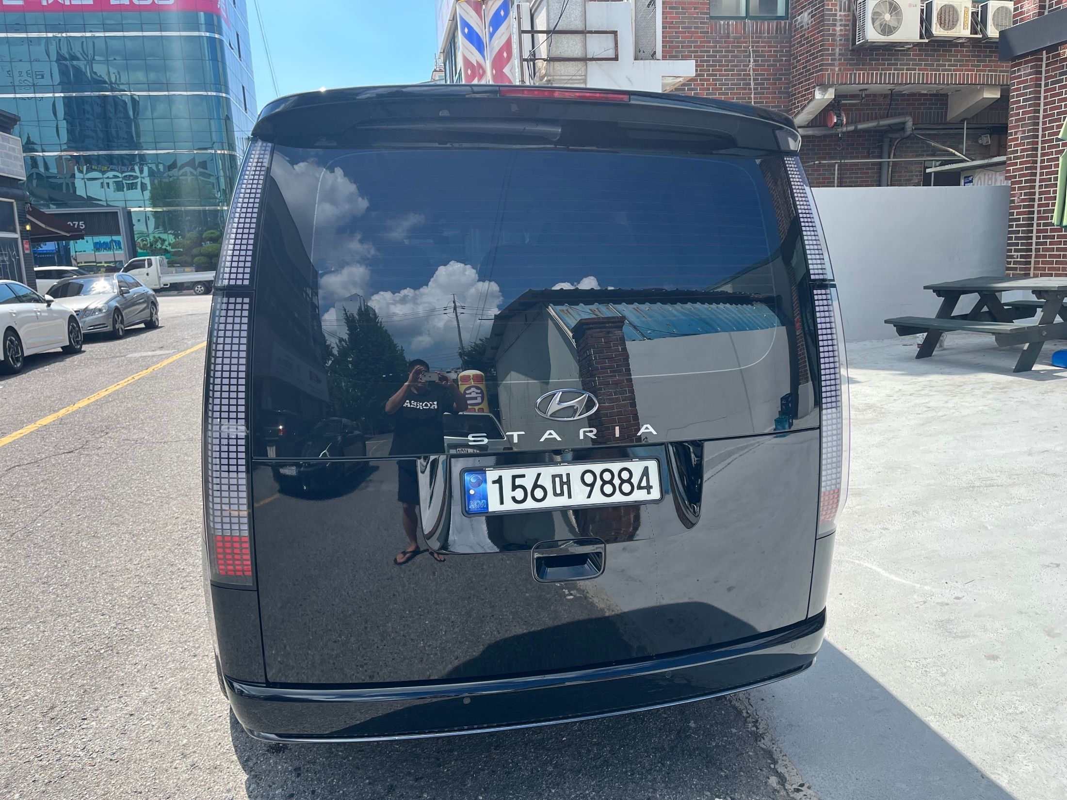 HYUNDAI STARIA 2023