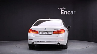 BMW 5-SERIES G30 2018