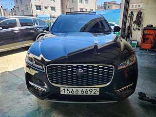 JAGUAR F-PACE  P 250 SE 2022