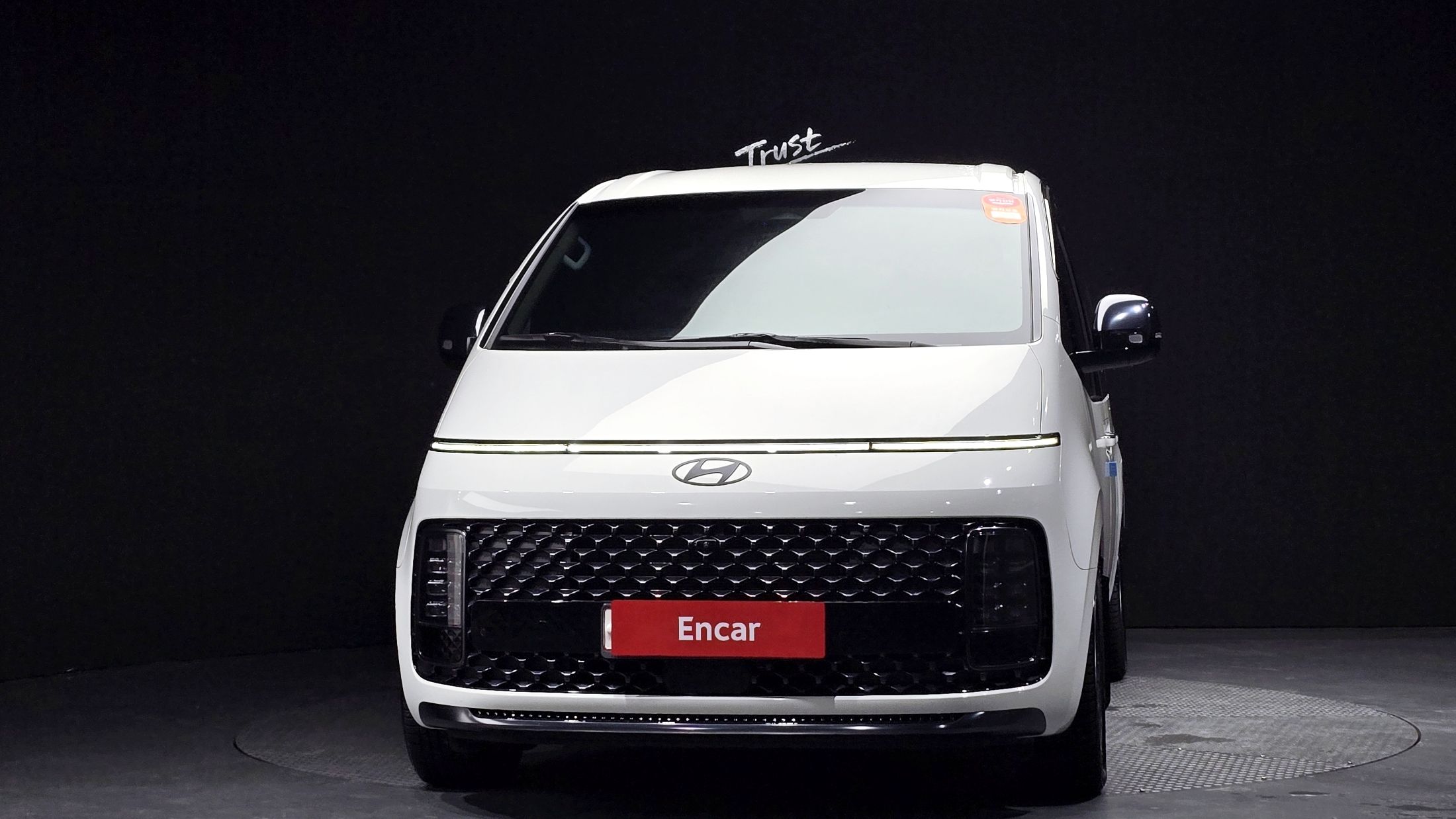 HYUNDAI STARIA 2024