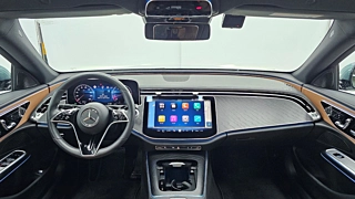 MERCEDES BENZ E-CLASS W214  E200 Avantgarde 2024