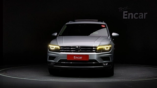 VOLKSWAGEN TIGUAN 2020