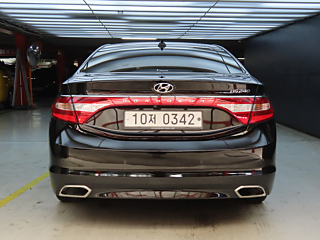 HYUNDAI GRANDEUR HG 2016