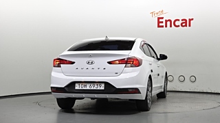 HYUNDAI AVANTE AD 2018