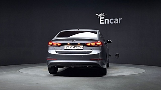 HYUNDAI AVANTE AD 2018