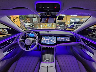 MERCEDES BENZ E-CLASS W214  E300 4MATIC Exclusive 2025