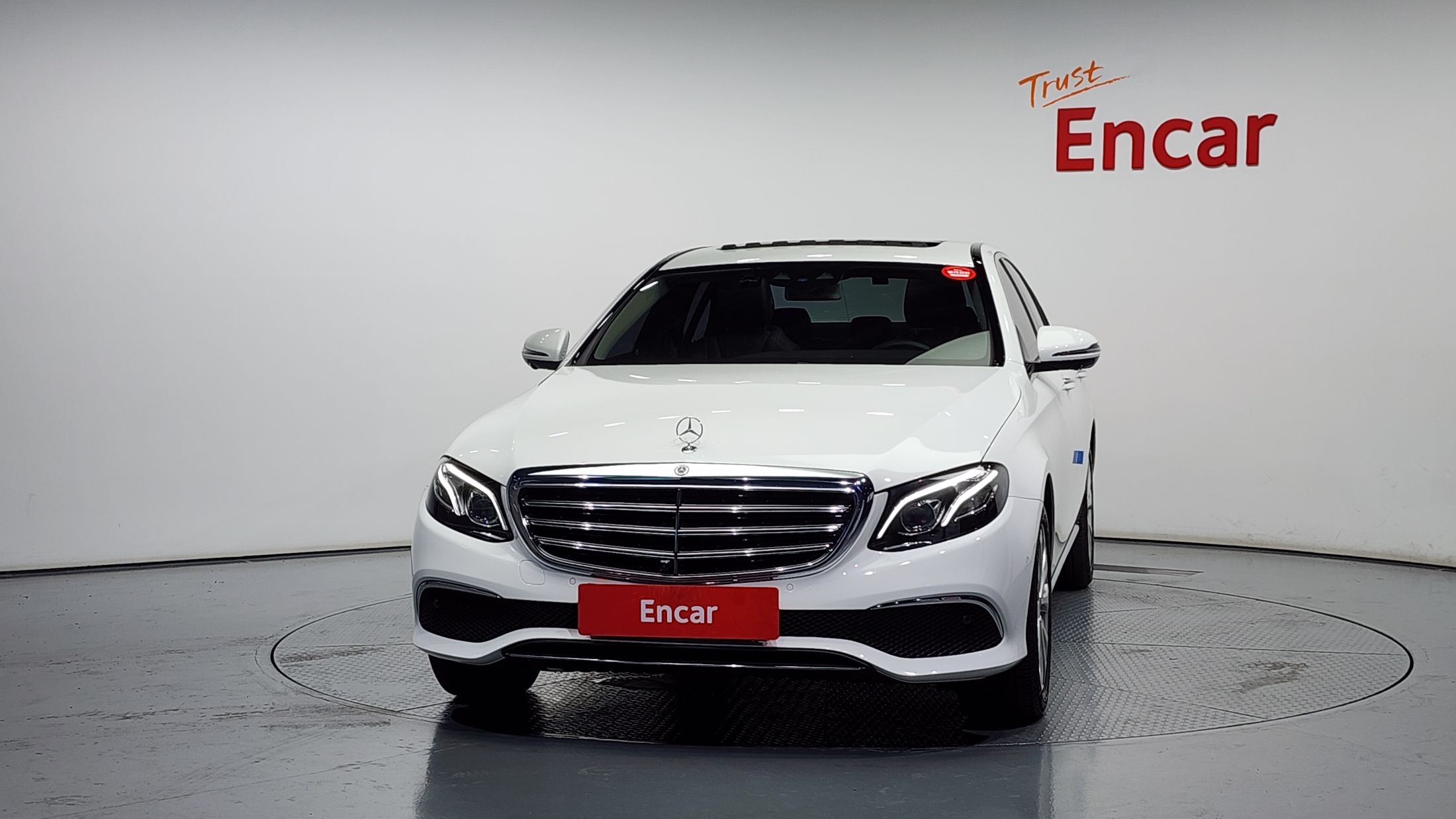 MERCEDES BENZ E-CLASS W213 2018